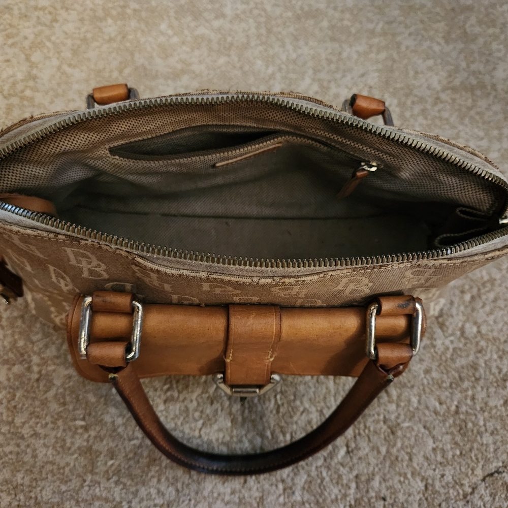 Dooney & Bourke Handbag